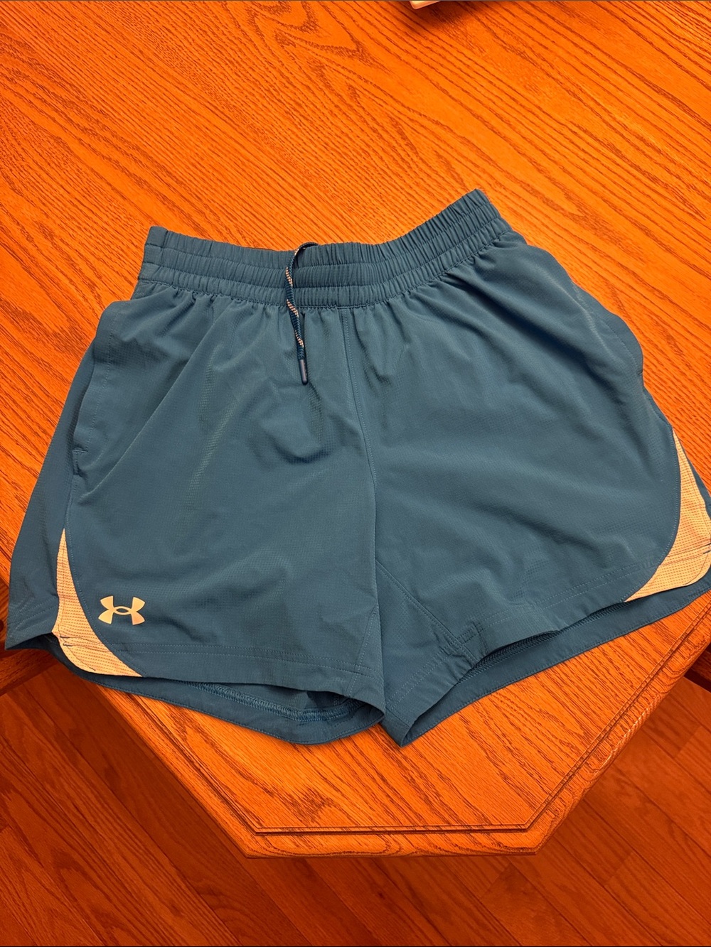 Under Armour Women's Teal-Blue Athletic Shorts with Contrast Panels size medium